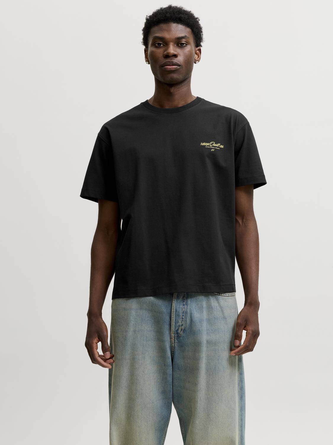 model_shot-front